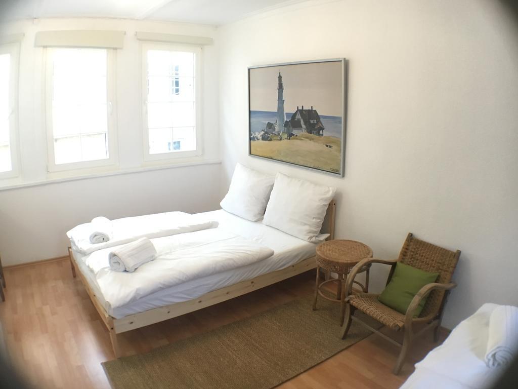 Privatzimmer In Bester Altstadtlage Tubinga Camera foto