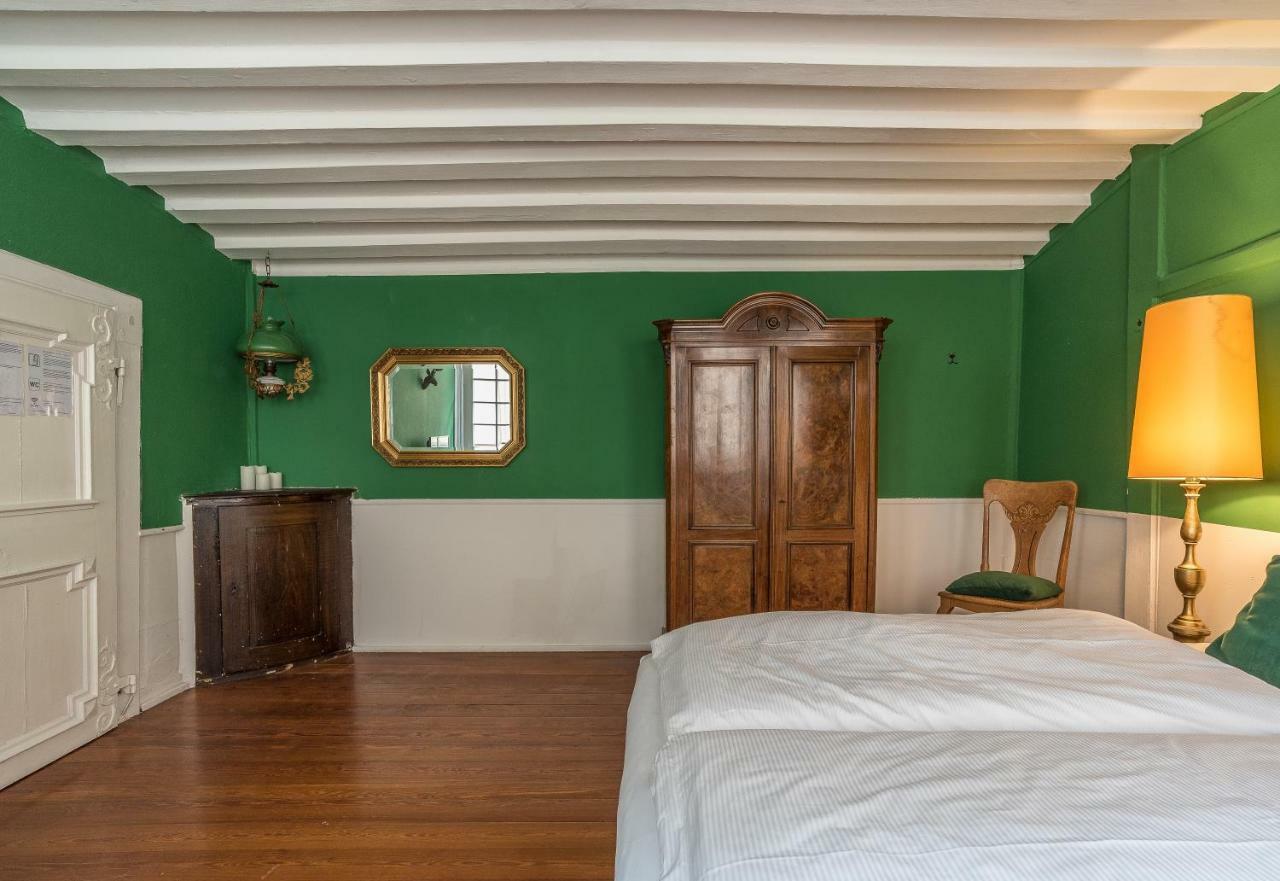 Privatzimmer In Bester Altstadtlage Tubinga Esterno foto