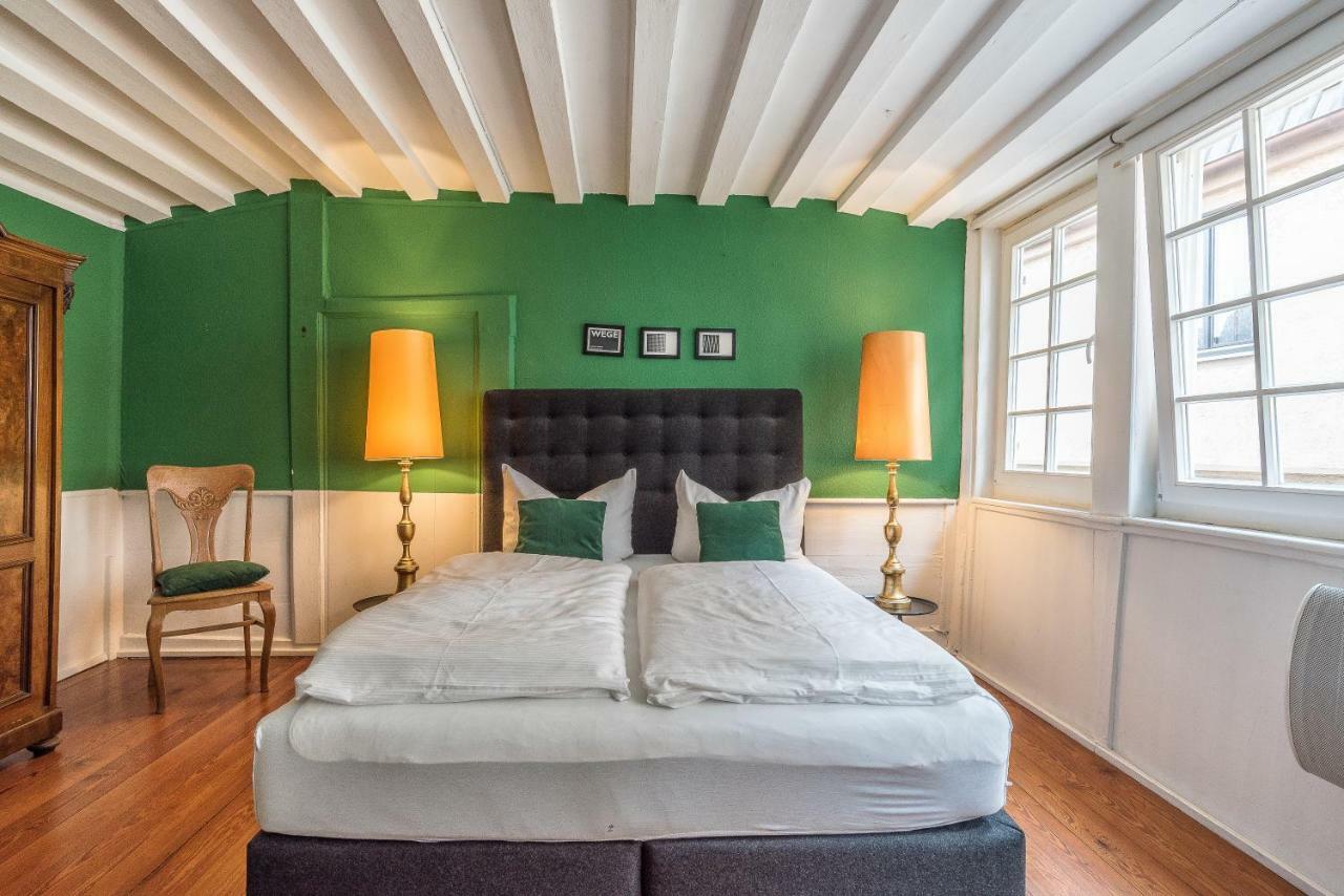 Privatzimmer In Bester Altstadtlage Tubinga Esterno foto