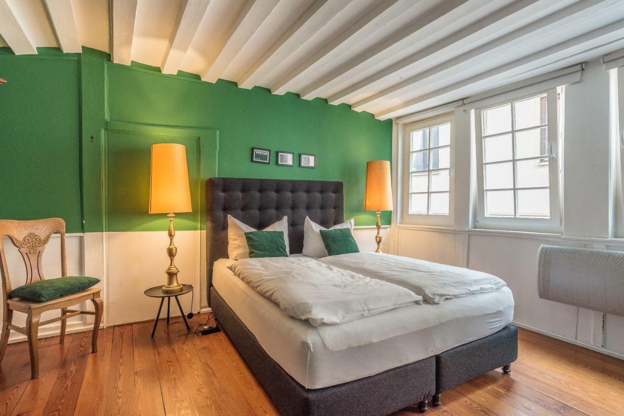 Privatzimmer In Bester Altstadtlage Tubinga Esterno foto