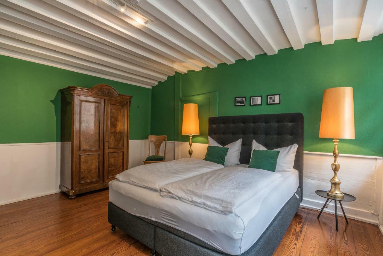 Privatzimmer In Bester Altstadtlage Tubinga Esterno foto