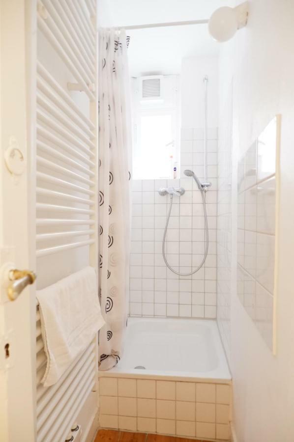 Privatzimmer In Bester Altstadtlage Tubinga Esterno foto